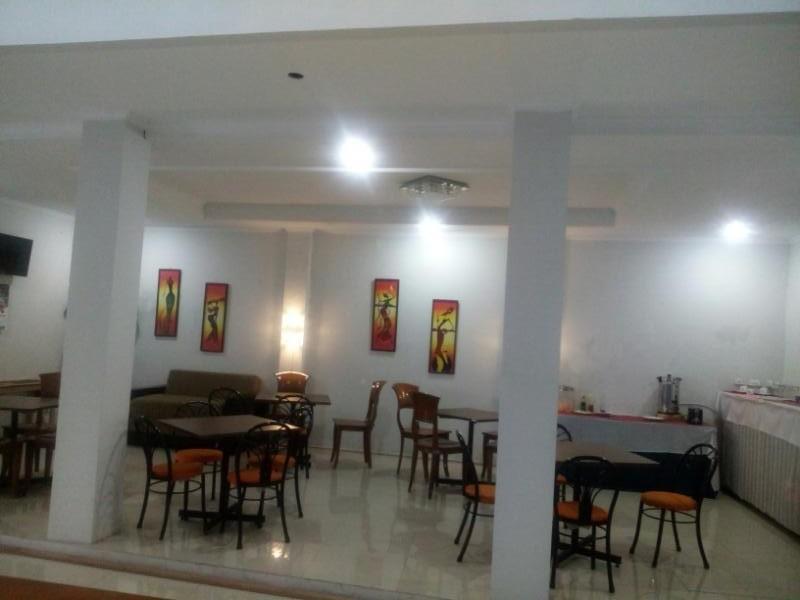 Zameena Guest House Cimahi Exterior photo